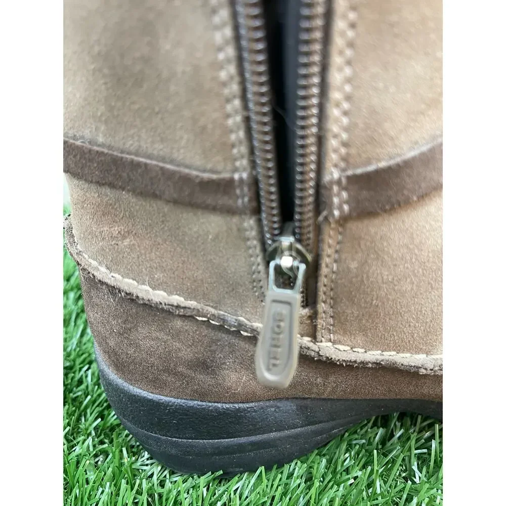 SOREL Northern Lights Brown Suede Winter Snow Boots Women's 9